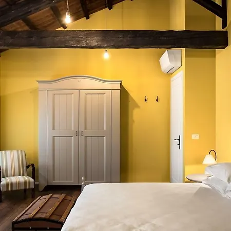 Ca' Ciaran B&B 키아라노